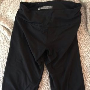 Victoria Secret Cropped Leggings